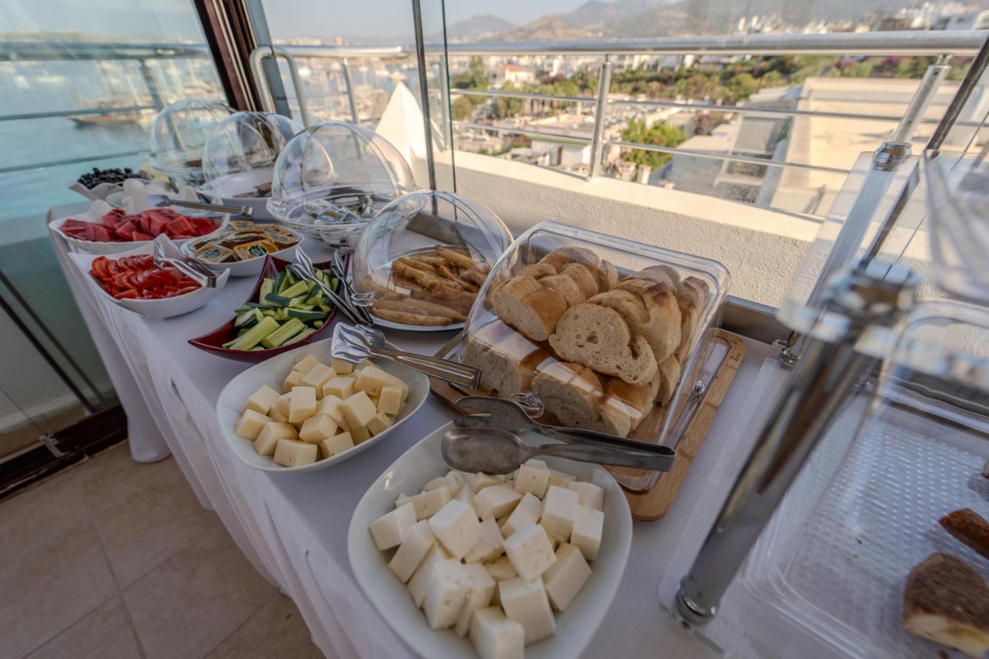 Mia Hill Suites Bodrum ภายนอก รูปภาพ