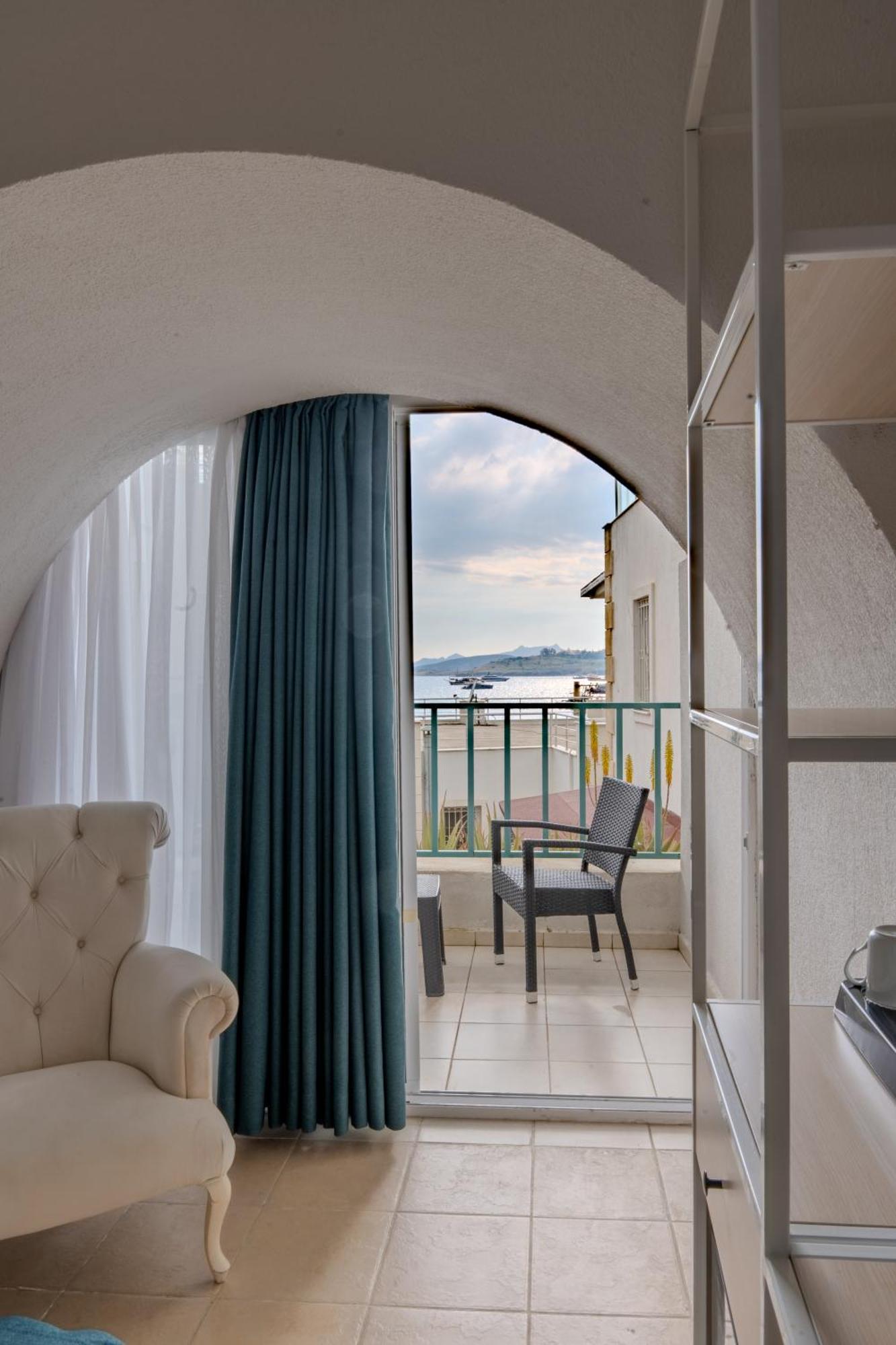 Mia Hill Suites Bodrum ภายนอก รูปภาพ
